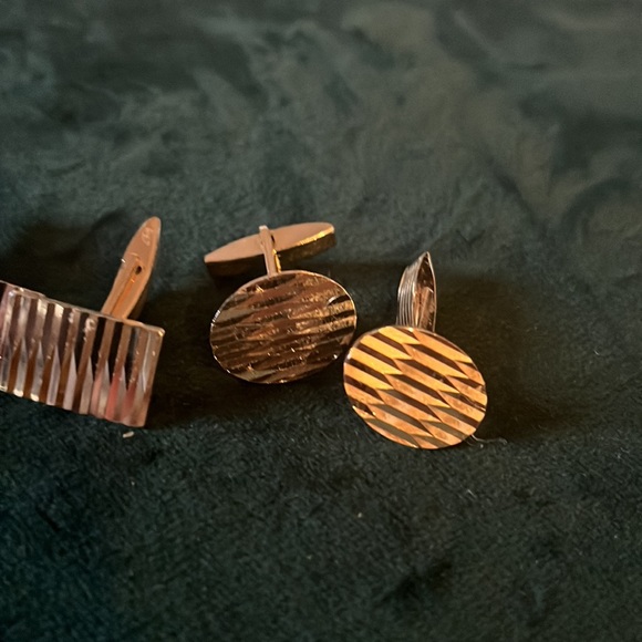 Gold cuff links bundle (2 oval and rectangular) - Picture 3 of 4